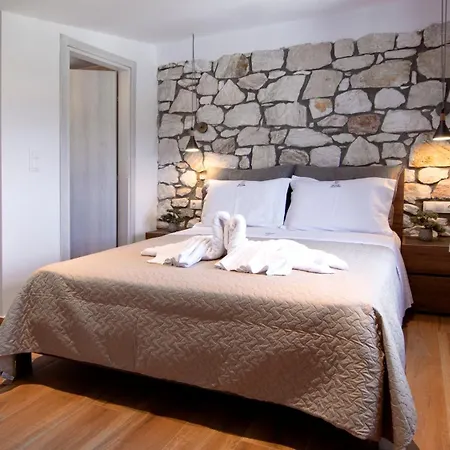 Noce Luxury Villa *