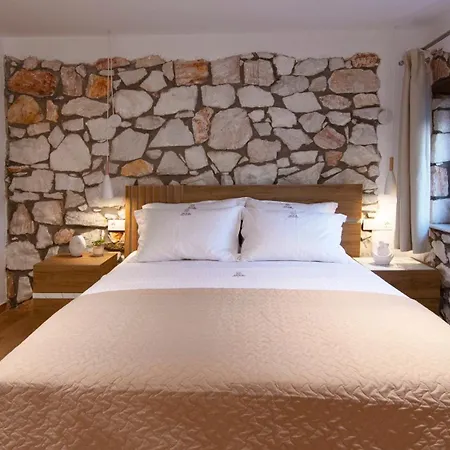 Noce Luxury Villa Vourvourou