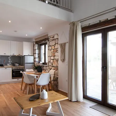 Noce Luxury Villa Vourvourou