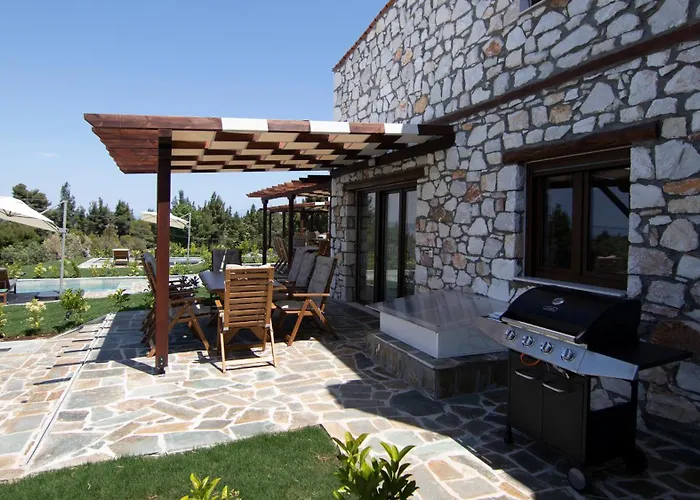 Noce Luxury * Vourvourou