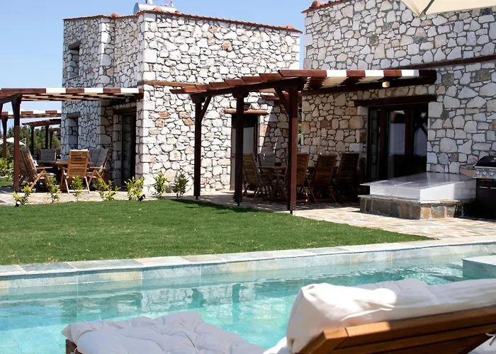 Noce Luxury Vourvourou